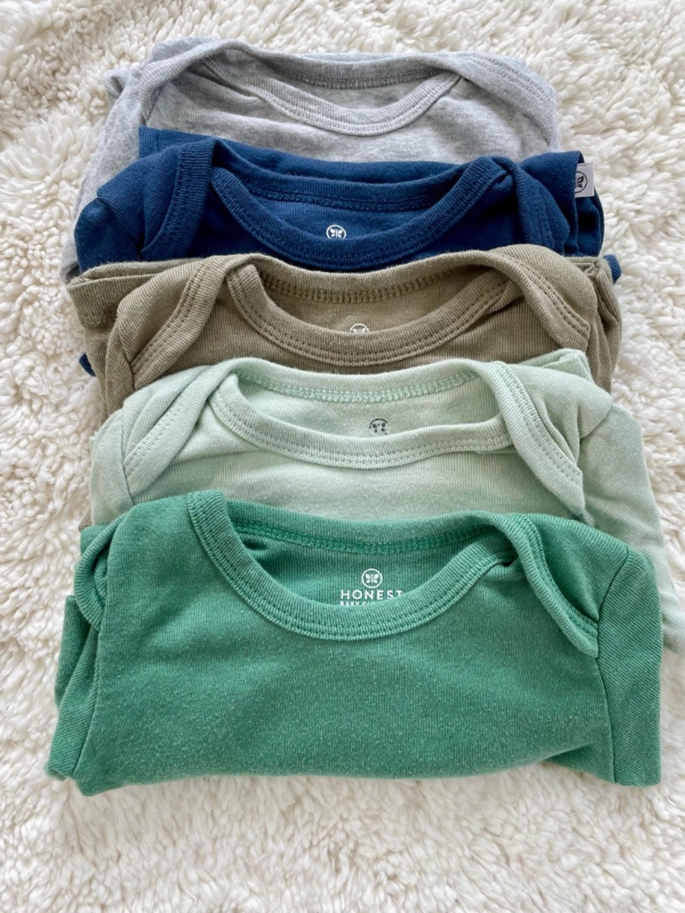 Organic Cotton 5-Pack Long Sleeve
Bodysuits Size 3-6 The Honest Company